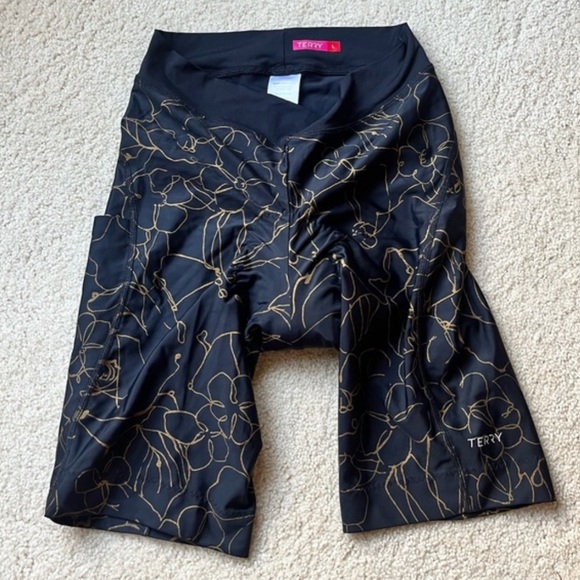 Like new Terry bike cycling shorts size large. - Picture 2 of 11